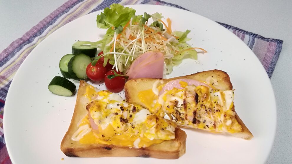 たまごとハムのオープンサンド②🥪