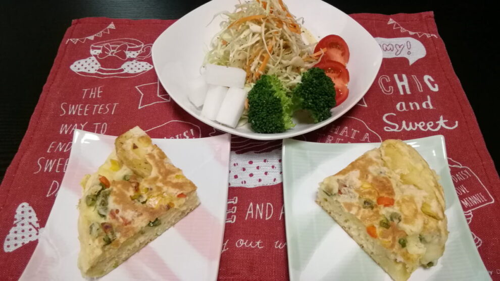 簡単！お野菜たっぷりホットケーキ🥞