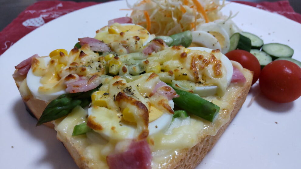 アスパラベーコンのオープンサンド🥪
