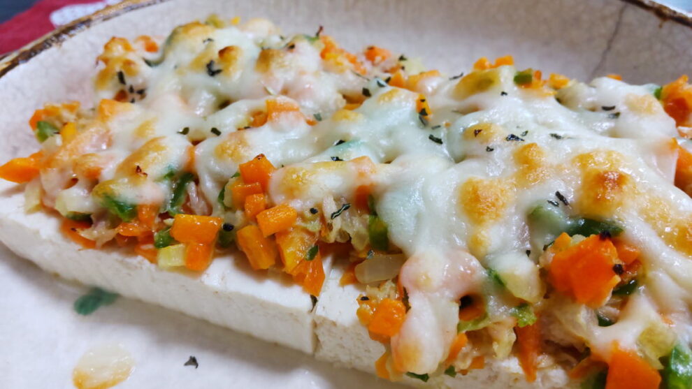 豆腐で作ったヘルシーチーズ焼き🧀