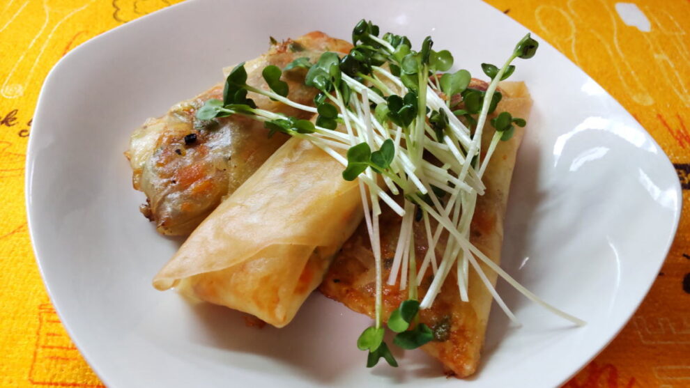 ツナマヨチーズ春巻き🫑🥕🧅🧀