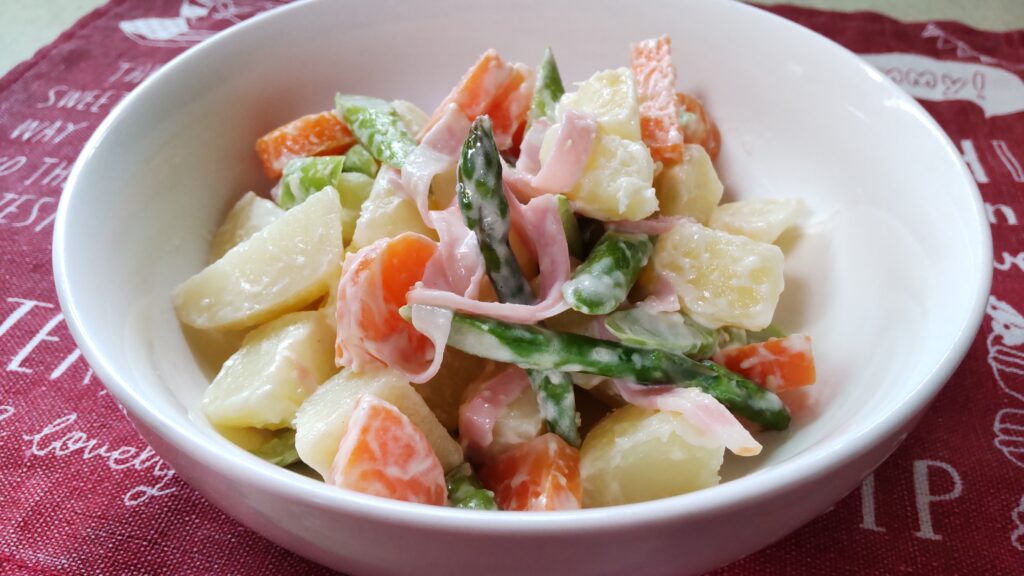 アスパラとじゃがいもでパパッとポテトサラダ🥗